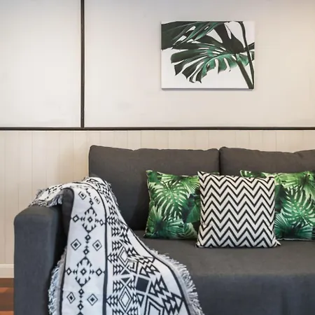 Miq Asoke808 Villa - Asoke Bts - Garden Pool - 16 Pax