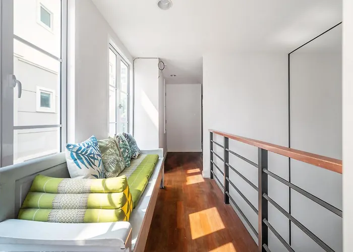 Miq 808 Designer Townhouse Asok Bts - Entire 3 Bedroom With Pool - Sleeps 16 Guests Villa *