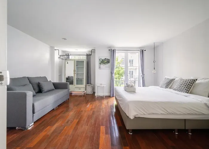 Villa Miq 808 Designer Townhouse Asok Bts - Entire 3 Bedroom With Pool - Sleeps 16 Guests *