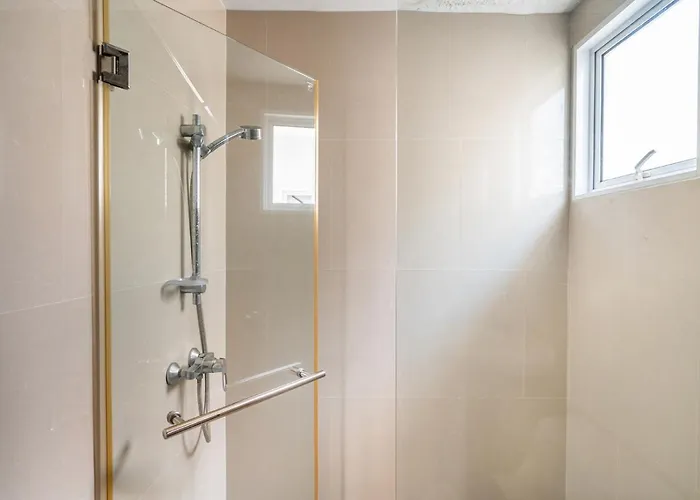 Miq 808 Designer Townhouse Asok Bts - Entire 3 Bedroom With Pool - Sleeps 16 Guests Villa Bangkok