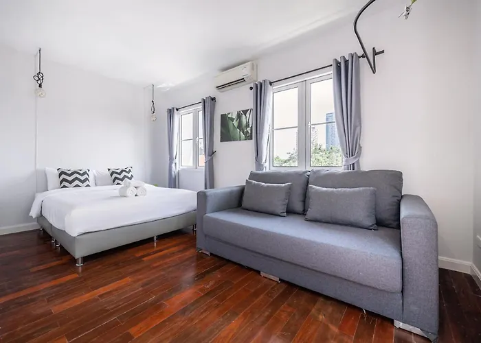 Miq 808 Designer Townhouse Asok Bts - Entire 3 Bedroom With Pool - Sleeps 16 Guests * Bangkok
