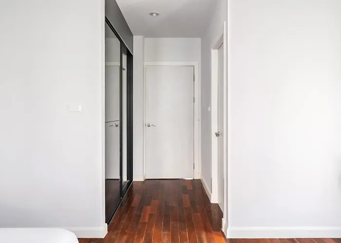 Miq 808 Designer Townhouse Asok Bts - Entire 3 Bedroom With Pool - Sleeps 16 Guests Villa Bangkok