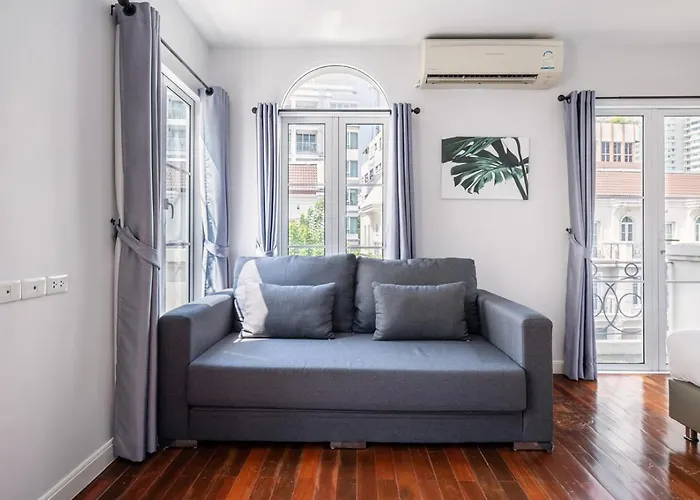 Miq 808 Designer Townhouse Asok Bts - Entire 3 Bedroom With Pool - Sleeps 16 Guests Villa