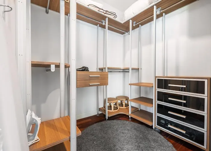 Miq 808 Designer Townhouse Asok Bts - Entire 3 Bedroom With Pool - Sleeps 16 Guests Villa *