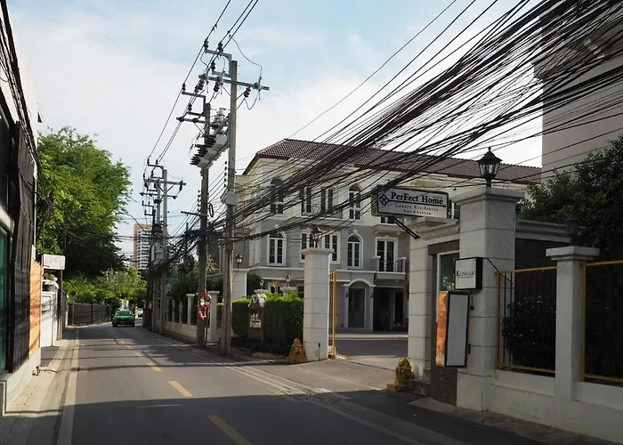 Villa Miq 808 Designer Townhouse Asok Bts - Entire 3 Bedroom With Pool - Sleeps 16 Guests *