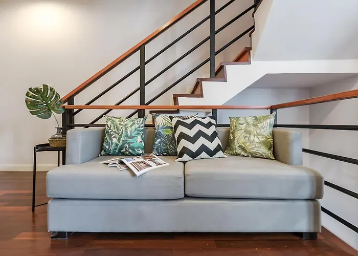 Villa Miq 808 Designer Townhouse Asok Bts - Entire 3 Bedroom With Pool - Sleeps 16 Guests Bangkok
